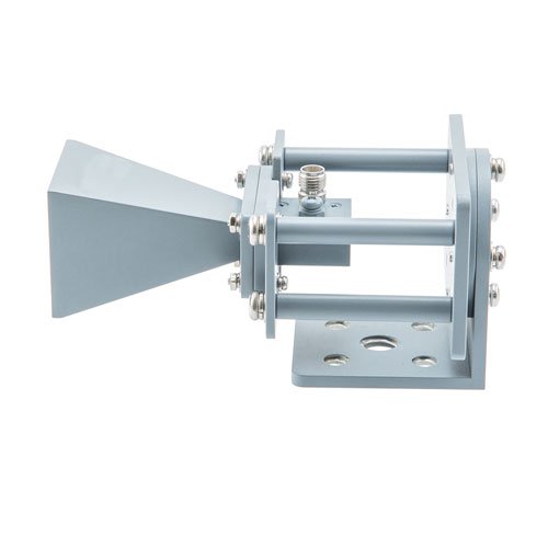 Broadband Gain Horn Antenna, 18 GHz to 40 GHz 15 dBi Gain, 2.92mm Female Connector Fairview Microwave FMWAN1154