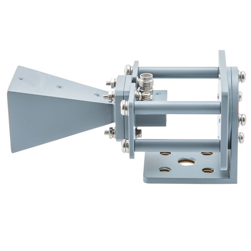 Broadband Gain Horn Antenna, 18 GHz to 50 GHz 15 dBi Gain, 2.4mm Female Connector Fairview Microwave FMWAN1155