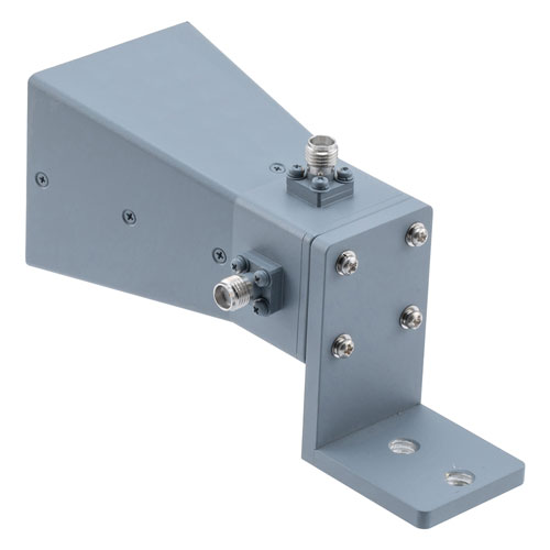 Broadband Horn Antenna, Dual Polarized 6 GHz to 18 GHz 12 dBi Gain, SMA Female Connector Fairview Microwave FMWAN1172