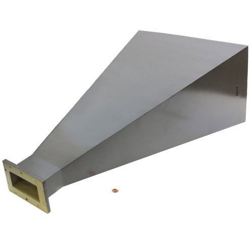 WR-430 Standard Waveguide Horn With Flange and 20 dB Typical Gain Operating From 1.7 GHz to 2.6 GHz Frequency Range Fairview Microwave SH1430-20